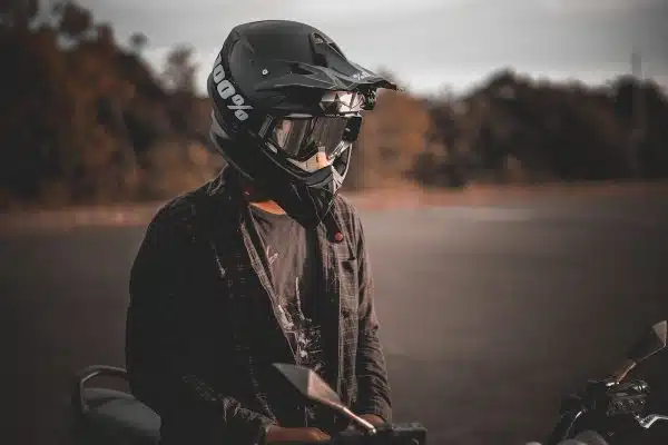 Découvrez une sélection d’accessoires indispensables pour les motards passionnés