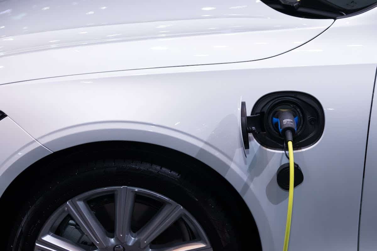 Les dernières tendances des véhicules électriques et hybrides sur le marché actuel