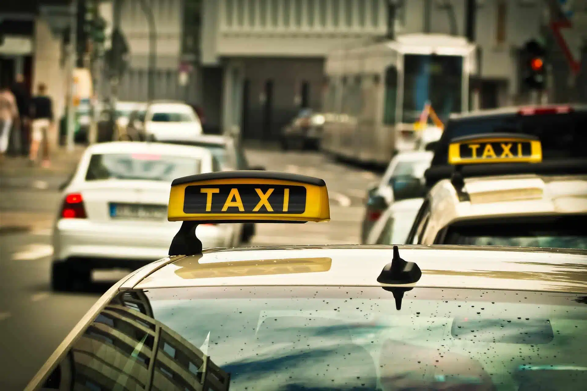 Comment appeler un taxi g7 ?